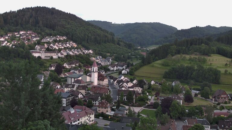 Dieses Bild zeigt eine Webcam-Aufnahme von Ottenhöfen, aufgenommen am Dienstag, den 26.05.2026 um 21:00 Uhr