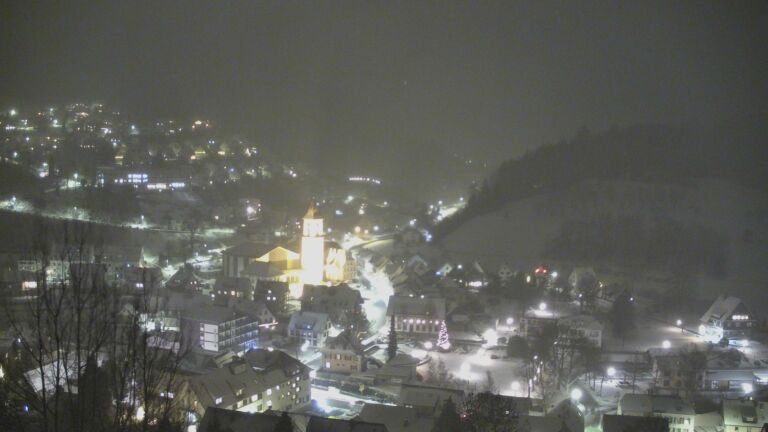 Dieses Bild zeigt eine Webcam-Aufnahme von Ottenhöfen, aufgenommen am Mittwoch, den 07.01.2026 um 18:30 Uhr