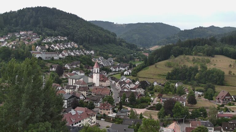 Dieses Bild zeigt eine Webcam-Aufnahme von Ottenhöfen, aufgenommen am Mittwoch, den 15.07.2026 um 09:00 Uhr