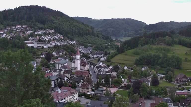 Dieses Bild zeigt eine Webcam-Aufnahme von Ottenhöfen, aufgenommen am Mittwoch, den 20.05.2026 um 21:00 Uhr