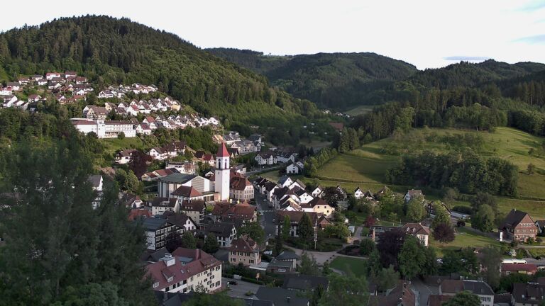Dieses Bild zeigt eine Webcam-Aufnahme von Ottenhöfen, aufgenommen am Mittwoch, den 03.06.2026 um 20:20 Uhr