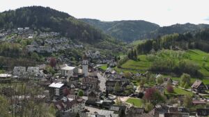 Dieses Bild zeigt eine Webcam-Aufnahme von Ottenhöfen, aufgenommen am Freitag, den 17.04.2026 um 11:40 Uhr