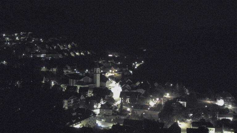Dieses Bild zeigt eine Webcam-Aufnahme von Ottenhöfen, aufgenommen am Montag, den 17.08.2026 um 01:30 Uhr