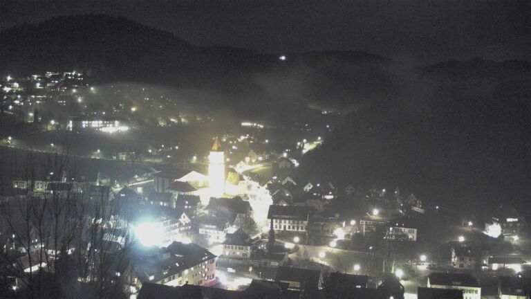 Dieses Bild zeigt eine Webcam-Aufnahme von Ottenhöfen, aufgenommen am Montag, den 02.02.2026 um 18:50 Uhr