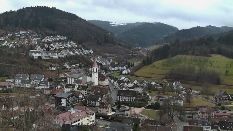 Dieses Bild zeigt eine Webcam-Aufnahme von Ottenhöfen, aufgenommen am Donnerstag, den 29.01.2026 um 16:10 Uhr