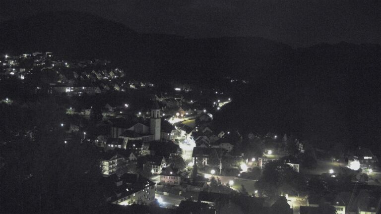 Dieses Bild zeigt eine Webcam-Aufnahme von Ottenhöfen, aufgenommen am Samstag, den 06.06.2026 um 23:00 Uhr