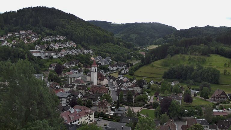 Dieses Bild zeigt eine Webcam-Aufnahme von Ottenhöfen, aufgenommen am Mittwoch, den 03.06.2026 um 13:10 Uhr