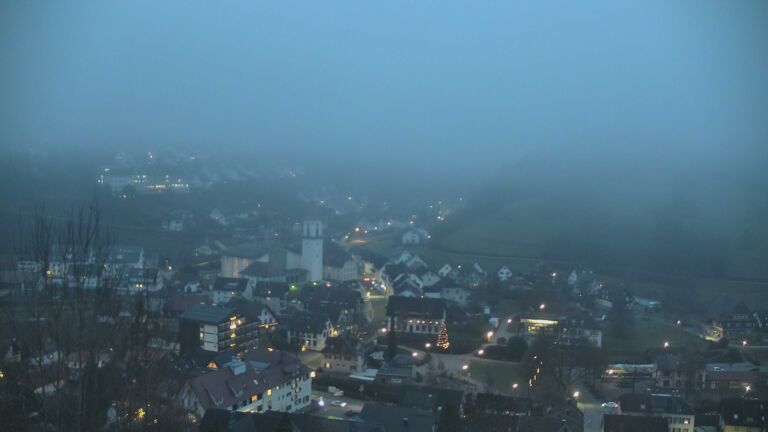 Dieses Bild zeigt eine Webcam-Aufnahme von Ottenhöfen, aufgenommen am Montag, den 22.12.2025 um 16:50 Uhr