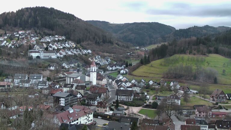 Dieses Bild zeigt eine Webcam-Aufnahme von Ottenhöfen, aufgenommen am Sonntag, den 01.03.2026 um 07:40 Uhr