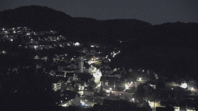 Dieses Bild zeigt eine Webcam-Aufnahme von Ottenhöfen, aufgenommen am Freitag, den 03.07.2026 um 23:00 Uhr
