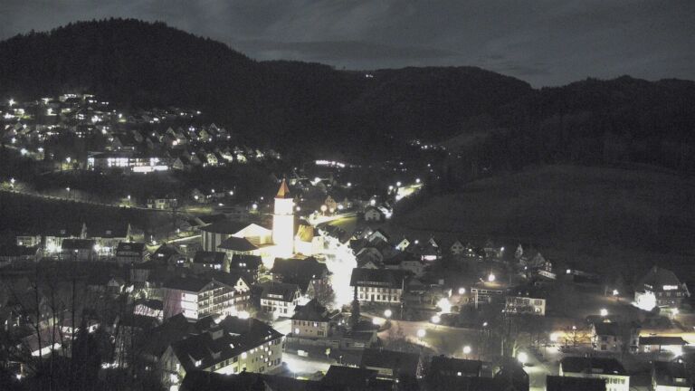 Dieses Bild zeigt eine Webcam-Aufnahme von Ottenhöfen, aufgenommen am Sonntag, den 01.02.2026 um 19:00 Uhr