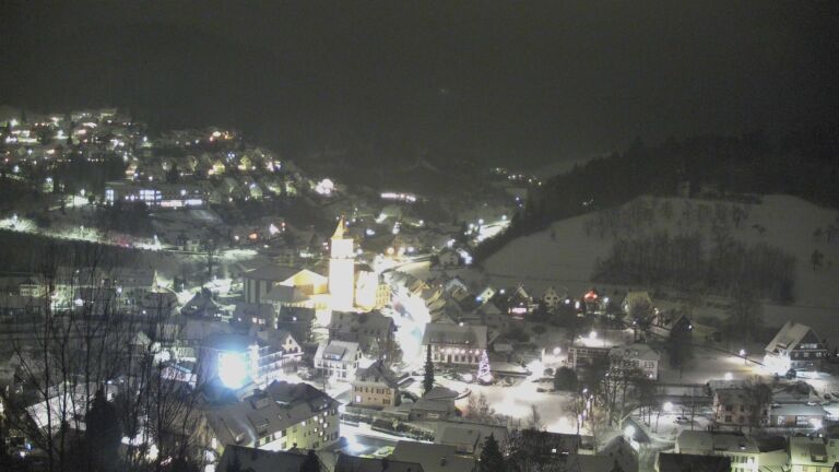 Dieses Bild zeigt eine Webcam-Aufnahme von Ottenhöfen, aufgenommen am Dienstag, den 06.01.2026 um 19:10 Uhr