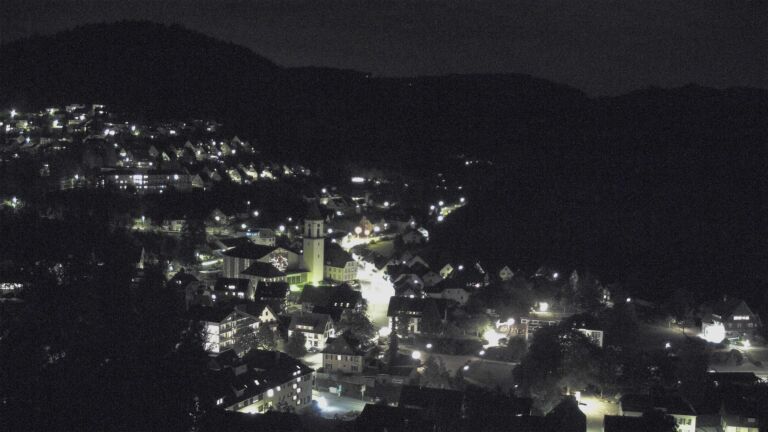 Dieses Bild zeigt eine Webcam-Aufnahme von Ottenhöfen, aufgenommen am Donnerstag, den 17.09.2026 um 21:30 Uhr