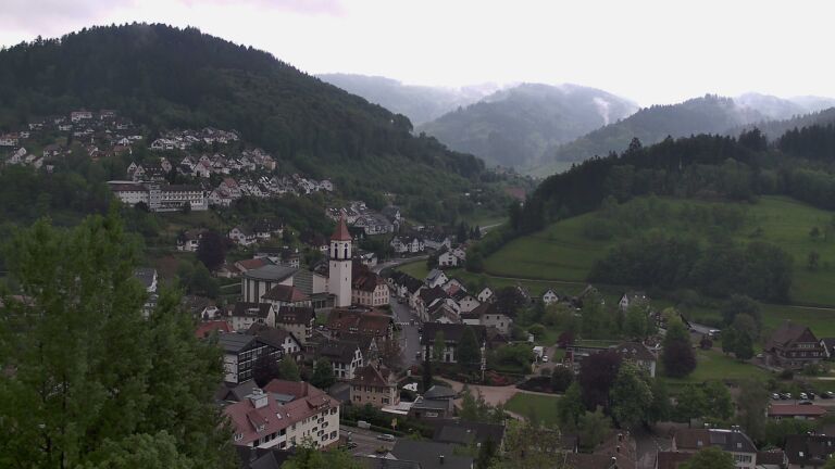 Dieses Bild zeigt eine Webcam-Aufnahme von Ottenhöfen, aufgenommen am Donnerstag, den 07.05.2026 um 10:30 Uhr