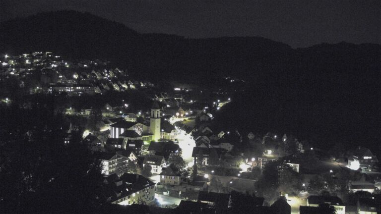 Dieses Bild zeigt eine Webcam-Aufnahme von Ottenhöfen, aufgenommen am Samstag, den 03.10.2026 um 20:10 Uhr