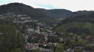Dieses Bild zeigt eine Webcam-Aufnahme von Ottenhöfen, aufgenommen am Freitag, den 16.10.2026 um 12:30 Uhr