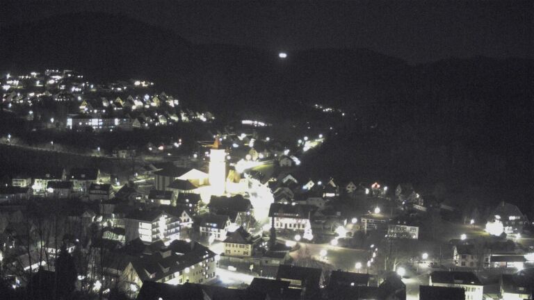 Dieses Bild zeigt eine Webcam-Aufnahme von Ottenhöfen, aufgenommen am Donnerstag, den 25.12.2025 um 20:40 Uhr