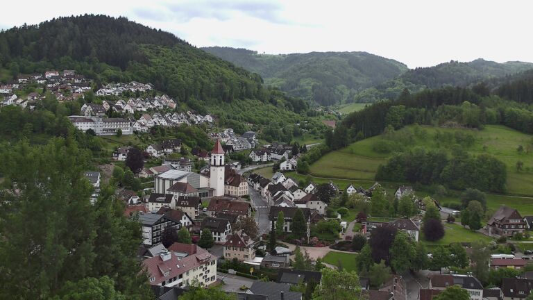 Dieses Bild zeigt eine Webcam-Aufnahme von Ottenhöfen, aufgenommen am Mittwoch, den 20.05.2026 um 14:50 Uhr
