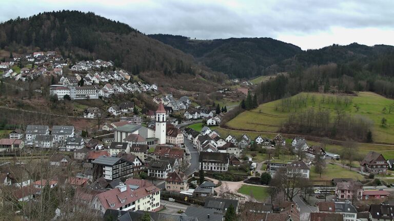 Dieses Bild zeigt eine Webcam-Aufnahme von Ottenhöfen, aufgenommen am Sonntag, den 22.02.2026 um 16:20 Uhr