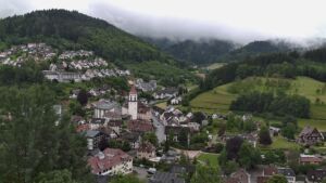 Dieses Bild zeigt eine Webcam-Aufnahme von Ottenhöfen, aufgenommen am Dienstag, den 02.06.2026 um 16:30 Uhr