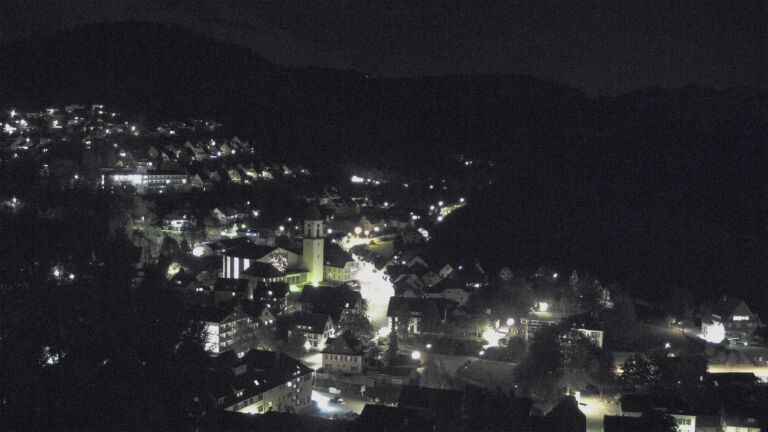 Dieses Bild zeigt eine Webcam-Aufnahme von Ottenhöfen, aufgenommen am Freitag, den 16.10.2026 um 22:00 Uhr