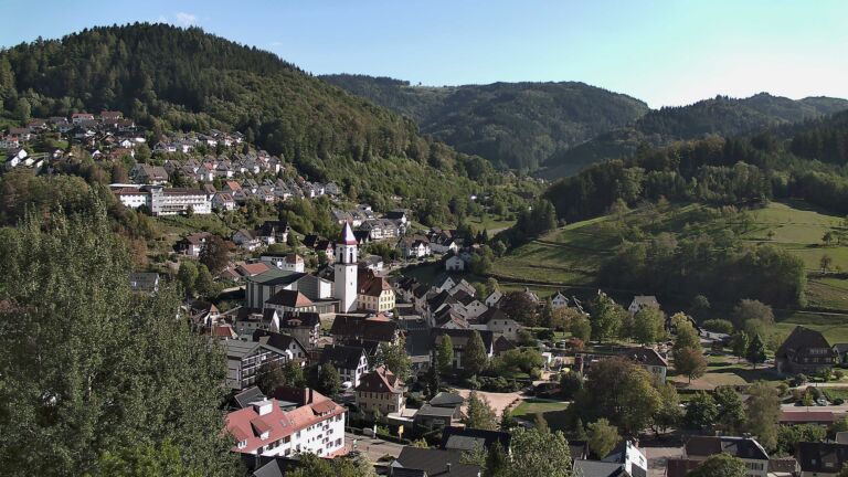 Dieses Bild zeigt eine Webcam-Aufnahme von Ottenhöfen, aufgenommen am Dienstag, den 22.09.2026 um 16:20 Uhr