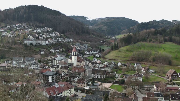 Dieses Bild zeigt eine Webcam-Aufnahme von Ottenhöfen, aufgenommen am Samstag, den 28.03.2026 um 07:50 Uhr