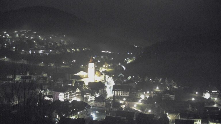 Dieses Bild zeigt eine Webcam-Aufnahme von Ottenhöfen, aufgenommen am Samstag, den 28.03.2026 um 21:30 Uhr