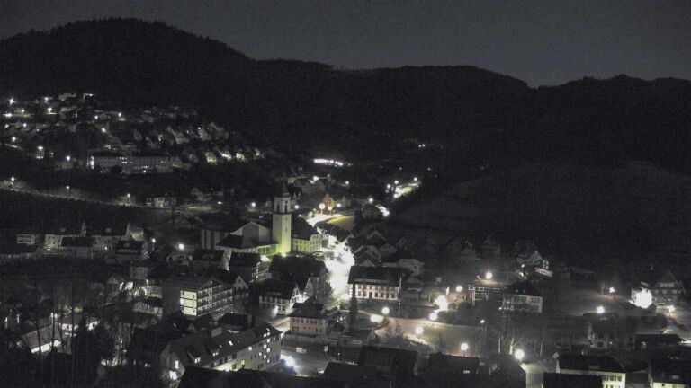 Dieses Bild zeigt eine Webcam-Aufnahme von Ottenhöfen, aufgenommen am Mittwoch, den 04.02.2026 um 05:00 Uhr