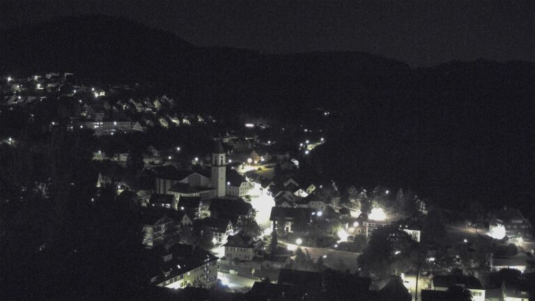 Dieses Bild zeigt eine Webcam-Aufnahme von Ottenhöfen, aufgenommen am Freitag, den 24.07.2026 um 00:30 Uhr