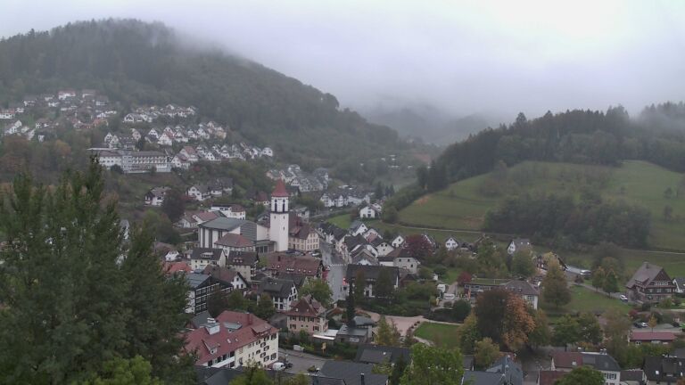Dieses Bild zeigt eine Webcam-Aufnahme von Ottenhöfen, aufgenommen am Mittwoch, den 21.10.2026 um 08:10 Uhr