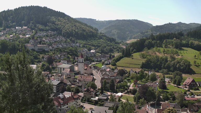 Dieses Bild zeigt eine Webcam-Aufnahme von Ottenhöfen, aufgenommen am Montag, den 22.06.2026 um 11:30 Uhr