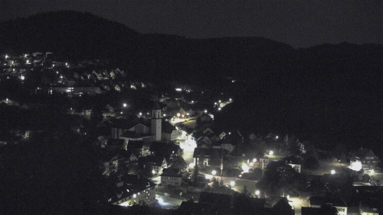 Dieses Bild zeigt eine Webcam-Aufnahme von Ottenhöfen, aufgenommen am Samstag, den 30.05.2026 um 04:00 Uhr