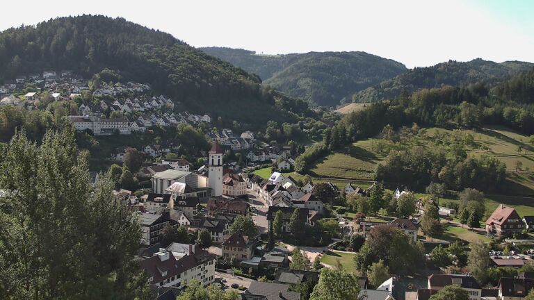 Dieses Bild zeigt eine Webcam-Aufnahme von Ottenhöfen, aufgenommen am Freitag, den 11.09.2026 um 10:20 Uhr