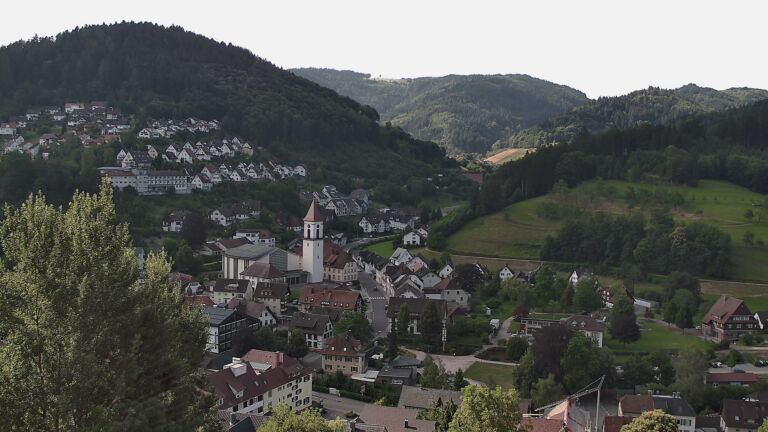 Dieses Bild zeigt eine Webcam-Aufnahme von Ottenhöfen, aufgenommen am Dienstag, den 30.06.2026 um 09:30 Uhr