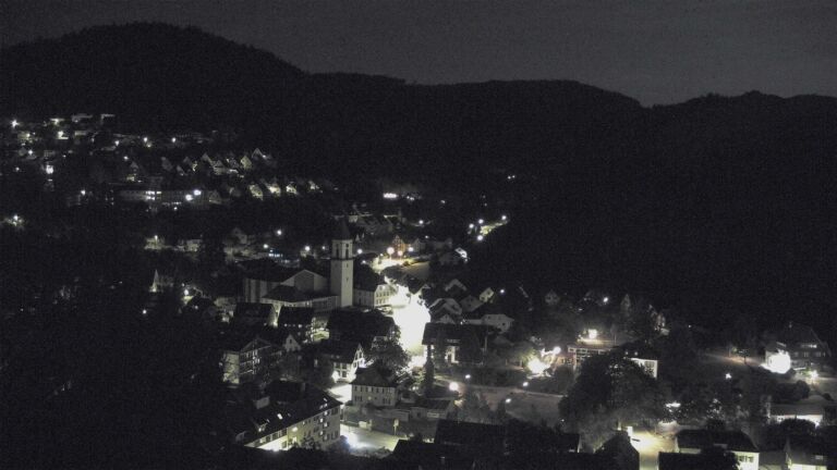 Dieses Bild zeigt eine Webcam-Aufnahme von Ottenhöfen, aufgenommen am Montag, den 24.08.2026 um 00:00 Uhr