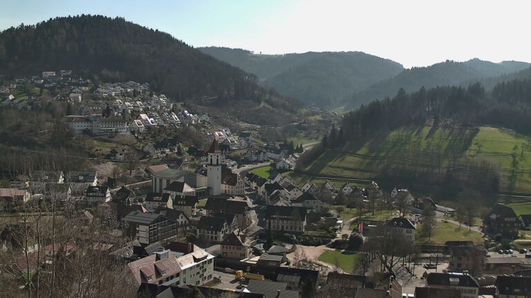 Dieses Bild zeigt eine Webcam-Aufnahme von Ottenhöfen, aufgenommen am Mittwoch, den 04.03.2026 um 13:20 Uhr