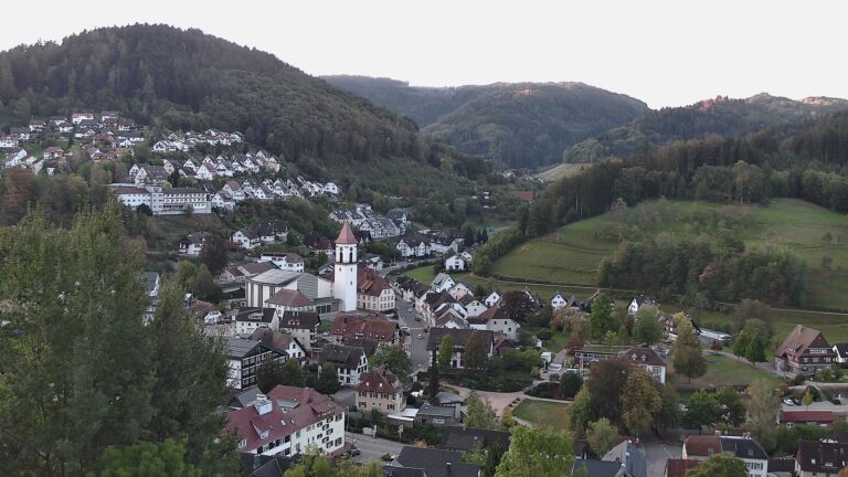 Dieses Bild zeigt eine Webcam-Aufnahme von Ottenhöfen, aufgenommen am Mittwoch, den 07.10.2026 um 08:10 Uhr