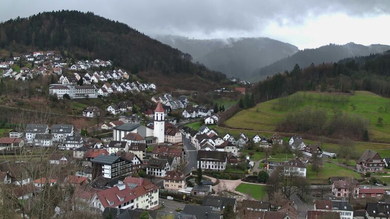 Dieses Bild zeigt eine Webcam-Aufnahme von Ottenhöfen, aufgenommen am Samstag, den 14.03.2026 um 15:30 Uhr