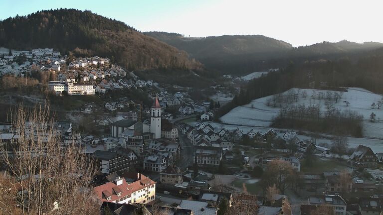 Dieses Bild zeigt eine Webcam-Aufnahme von Ottenhöfen, aufgenommen am Mittwoch, den 31.12.2025 um 15:30 Uhr