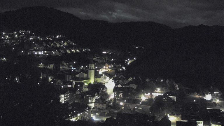 Dieses Bild zeigt eine Webcam-Aufnahme von Ottenhöfen, aufgenommen am Freitag, den 28.08.2026 um 22:30 Uhr