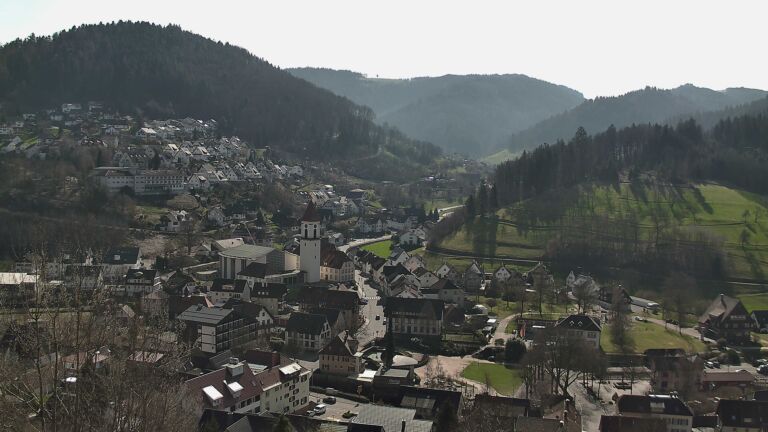 Dieses Bild zeigt eine Webcam-Aufnahme von Ottenhöfen, aufgenommen am Donnerstag, den 05.03.2026 um 12:10 Uhr