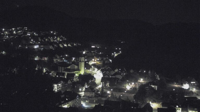 Dieses Bild zeigt eine Webcam-Aufnahme von Ottenhöfen, aufgenommen am Sonntag, den 16.08.2026 um 22:30 Uhr