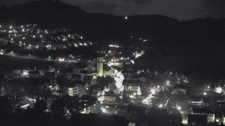 Dieses Bild zeigt eine Webcam-Aufnahme von Ottenhöfen, aufgenommen am Freitag, den 12.12.2025 um 05:30 Uhr