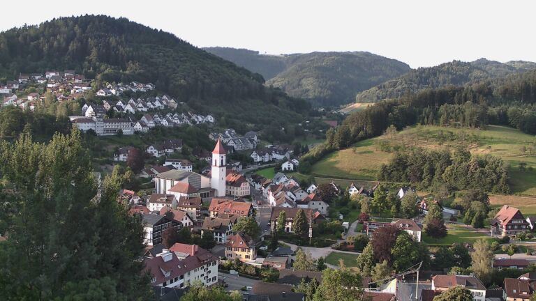 Dieses Bild zeigt eine Webcam-Aufnahme von Ottenhöfen, aufgenommen am Donnerstag, den 02.07.2026 um 06:50 Uhr