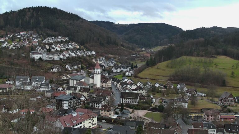 Dieses Bild zeigt eine Webcam-Aufnahme von Ottenhöfen, aufgenommen am Dienstag, den 03.02.2026 um 16:40 Uhr