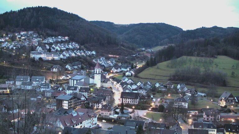 Dieses Bild zeigt eine Webcam-Aufnahme von Ottenhöfen, aufgenommen am Donnerstag, den 19.02.2026 um 07:00 Uhr