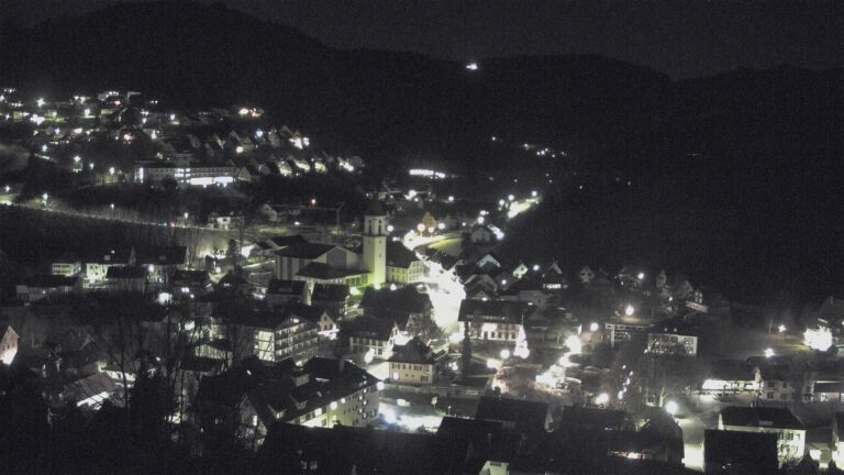 Dieses Bild zeigt eine Webcam-Aufnahme von Ottenhöfen, aufgenommen am Montag, den 15.12.2025 um 06:20 Uhr