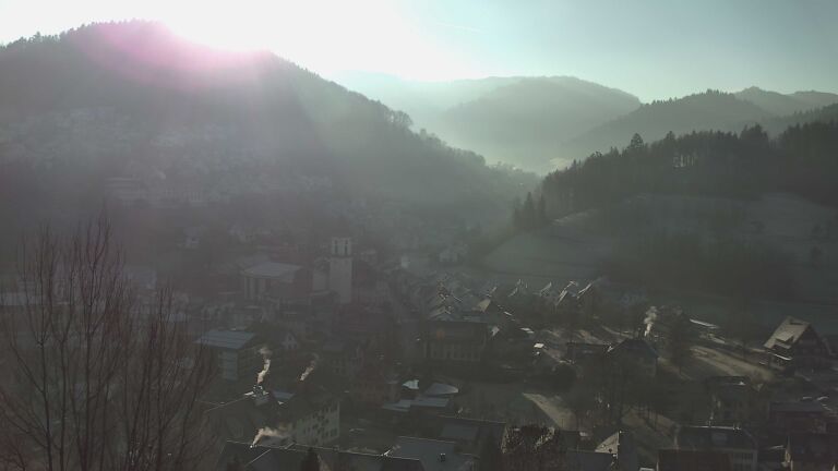 Dieses Bild zeigt eine Webcam-Aufnahme von Ottenhöfen, aufgenommen am Samstag, den 27.12.2025 um 10:20 Uhr