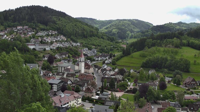 Dieses Bild zeigt eine Webcam-Aufnahme von Ottenhöfen, aufgenommen am Donnerstag, den 14.05.2026 um 11:50 Uhr